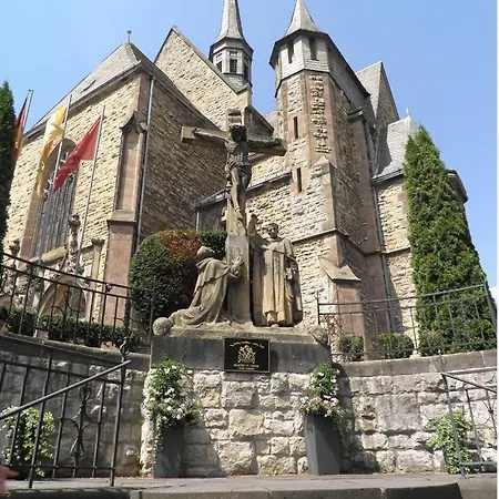 Апартаменты Warburg, 